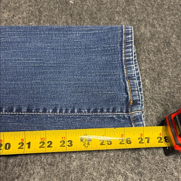 Levi's Classic Blue Flare Jeans - Picture 6 of 7